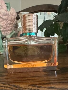 Estee Lauder Bronze Goddess Eau de Parfum - Gold and Amber